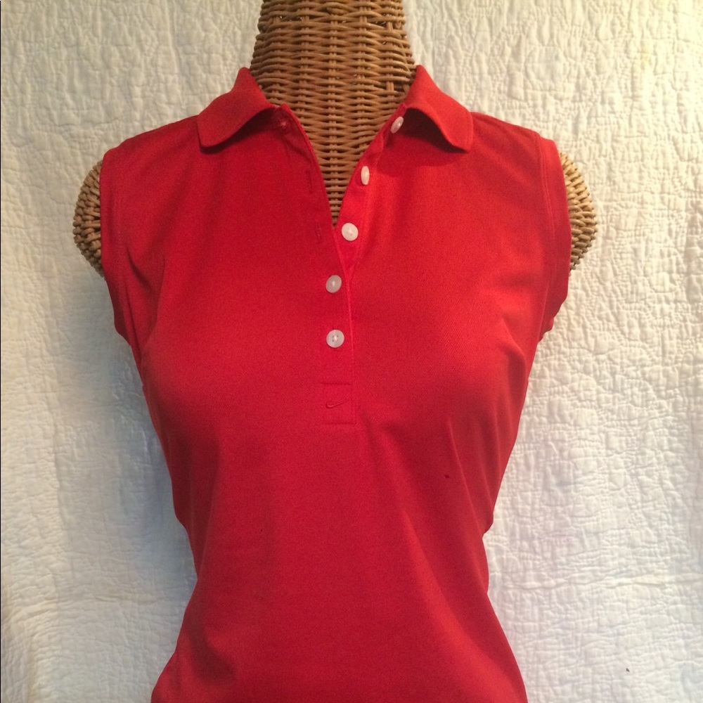 Nike Sleeveless Golf Shirt Red Small
